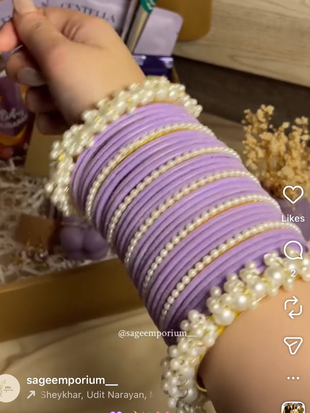 PAKISTANI DESIGNER BANGLES SET Pearl Trim LILAC GORGEOUS VELVET GLASS GAJRAS